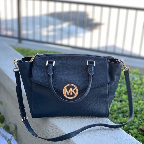 Michael Kors Cross Body Bag